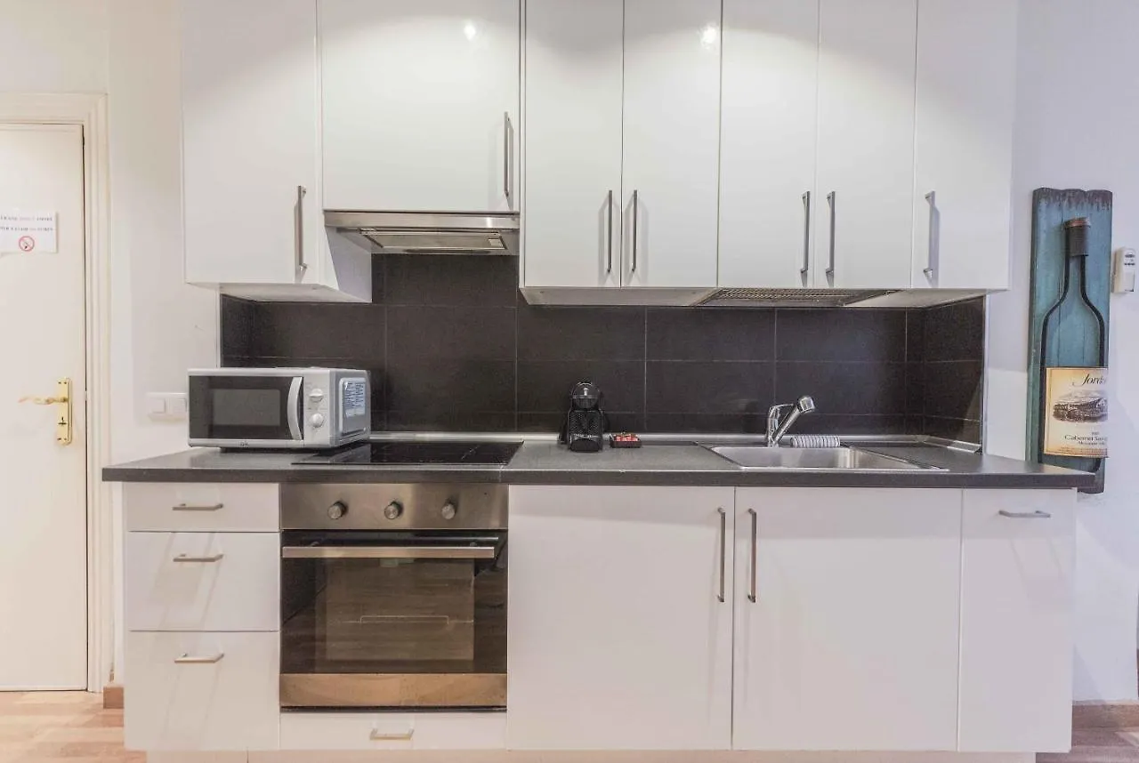 Modern Gem In Heart Of Malaga, Near Sights Rems Apartman